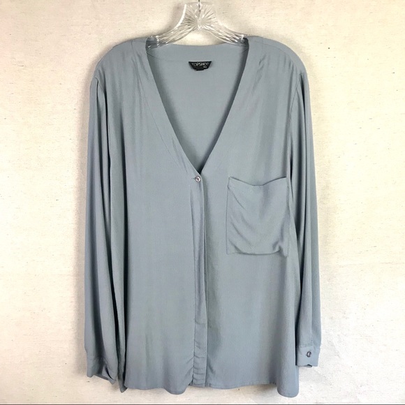 TOPSHOP button down w/asymmetrical back. - Picture 4 of 7